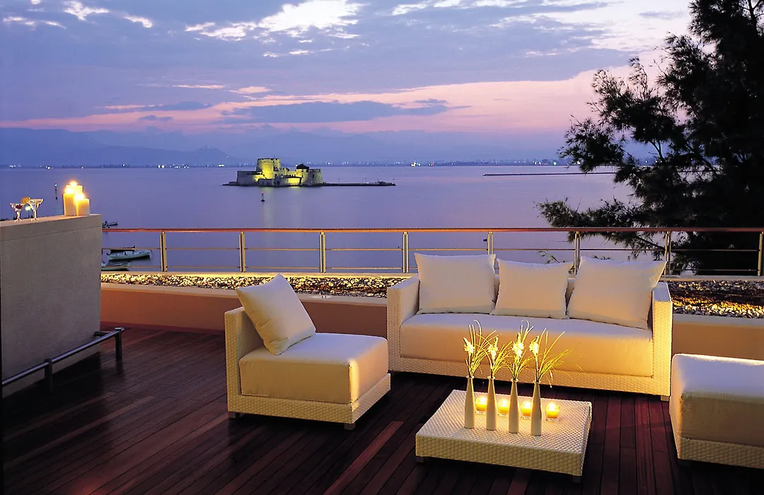 Amphitryon Hotel-1